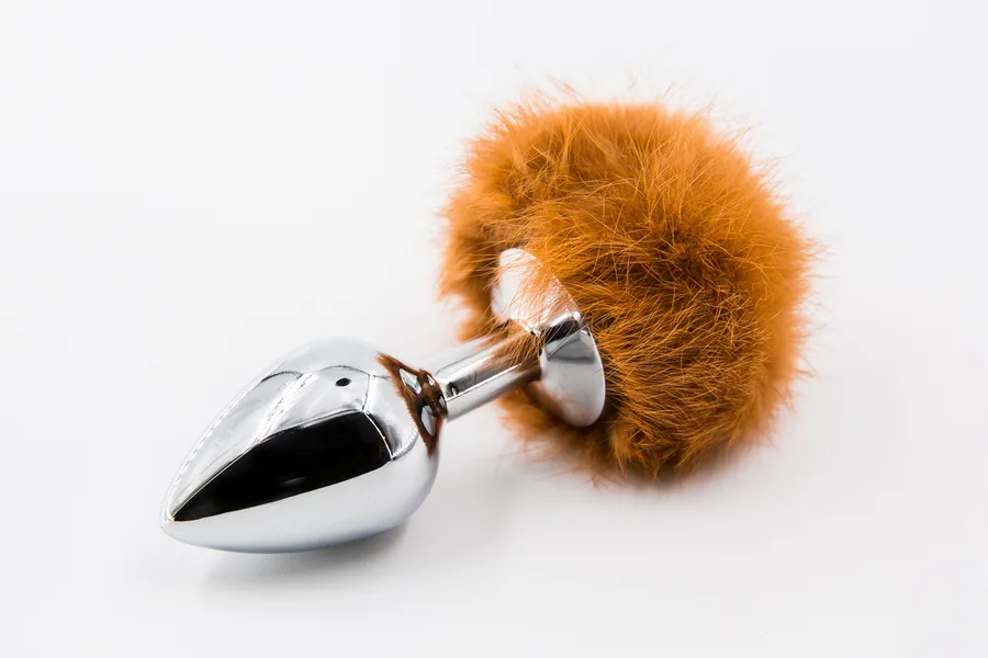 Хвост зая М металл коричневый