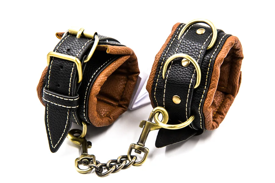 Оковы черно-коричневые SK-021